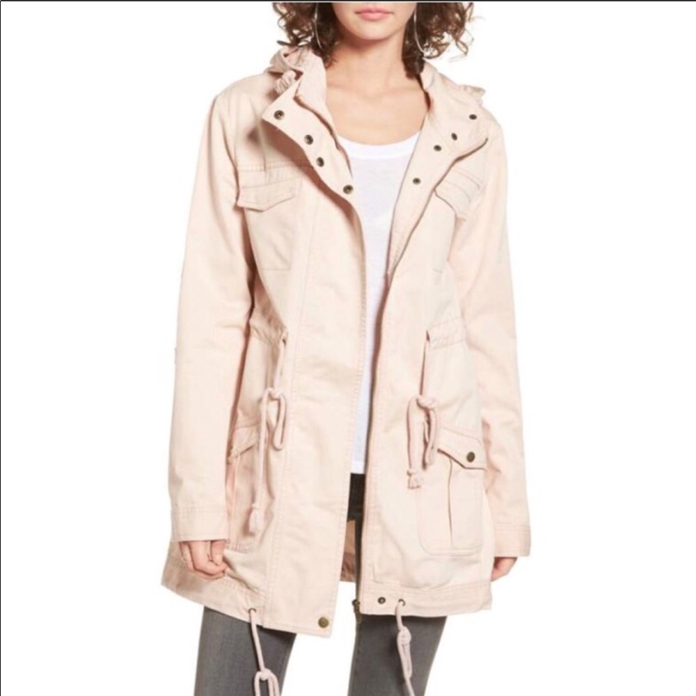 🆕 Nordstrom Blush Parka